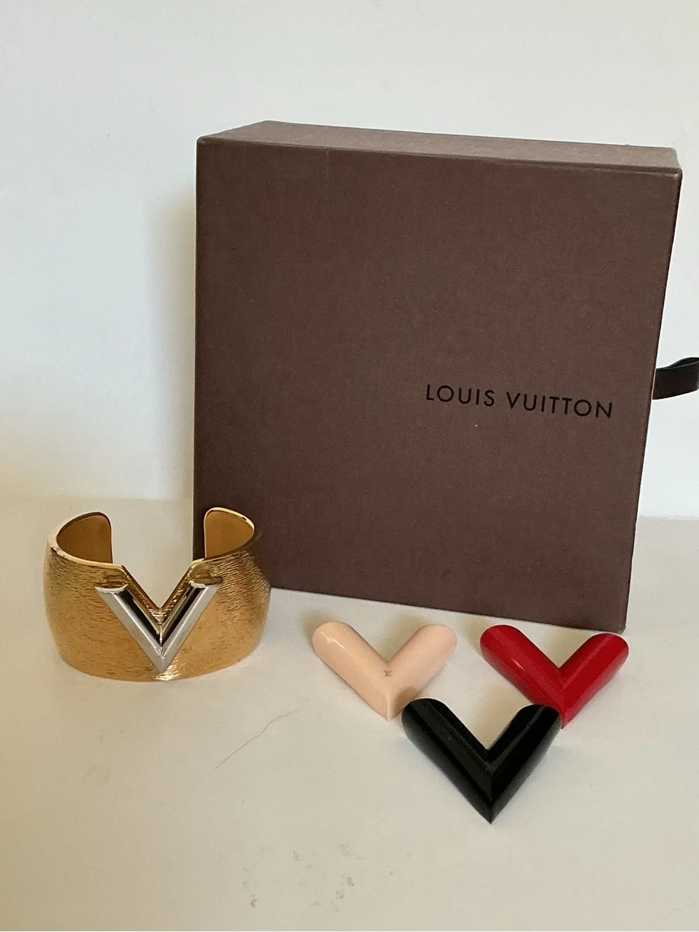 Louis Vuitton Essential V Colorama Cuff Bracelet Gold Tone Interchangeable Vs